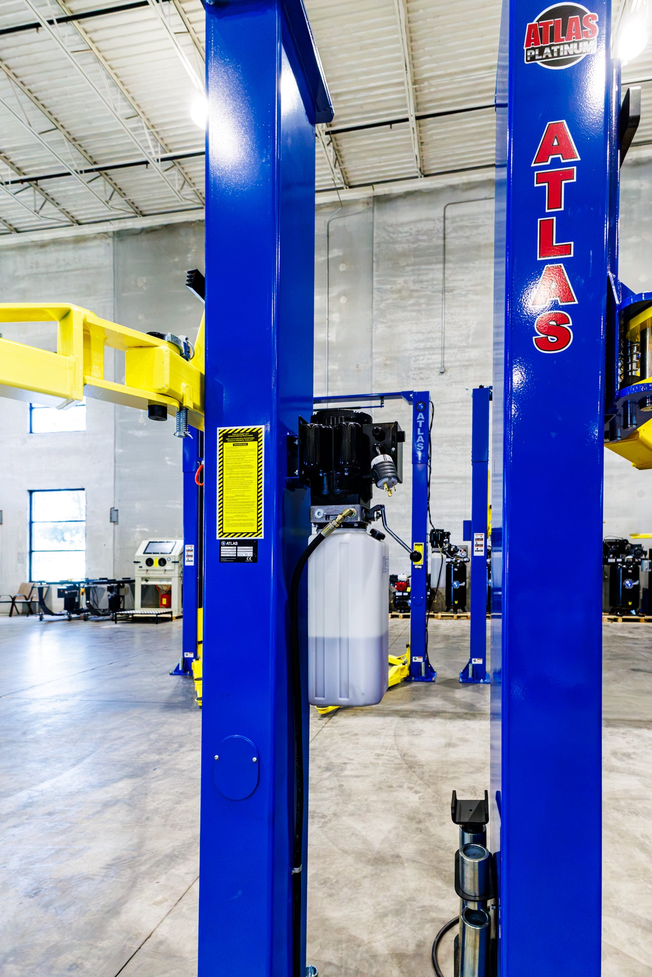 Atlas 9KBPX 9,000 lb Baseplate Lift