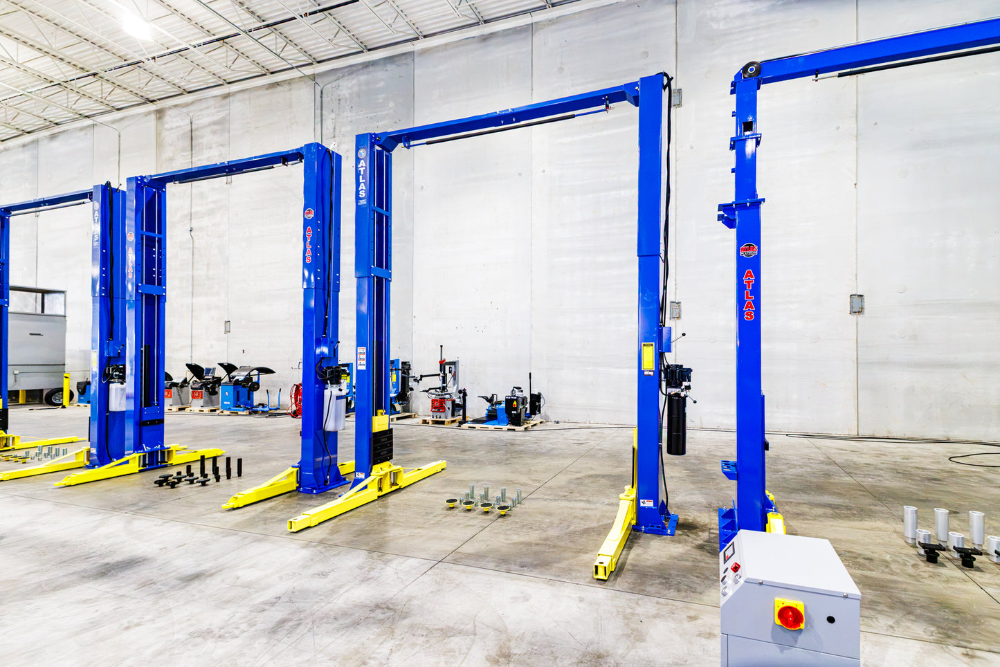 Atlas PV15PX 15,000 lb Overhead 2-Post Lift