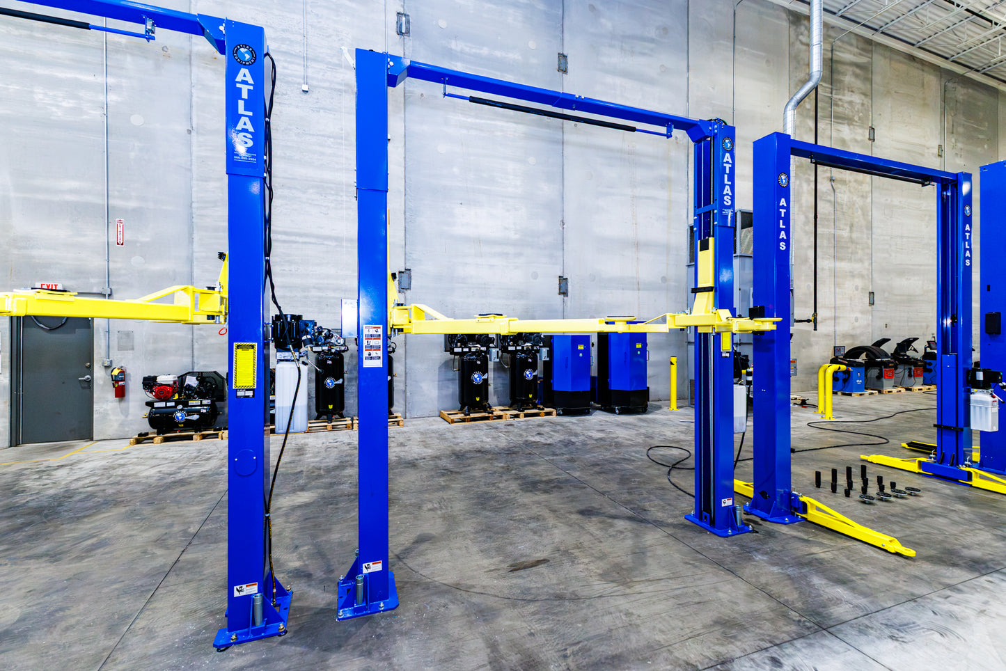 Atlas PRO-9D 9,000 lb Overhead 2-Post Lift